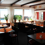 Under Kastanjen Hb Inomhus