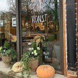 Anita Pa Borringekloster Utomhus