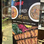 Happy M Kitchen Meny