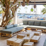 Gråbokvarterskrog Utomhus