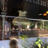 William's Pub Utomhus