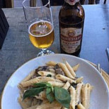 Neverland Pub Restaurang Mat