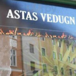 Astas Vedugn Utomhus