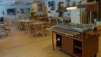 Restaurang Och Pizzeria Emåbaren Inomhus