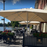 Phil's Burger Eskilstuna Utomhus