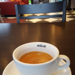 Mias Pizza Kök Dryck