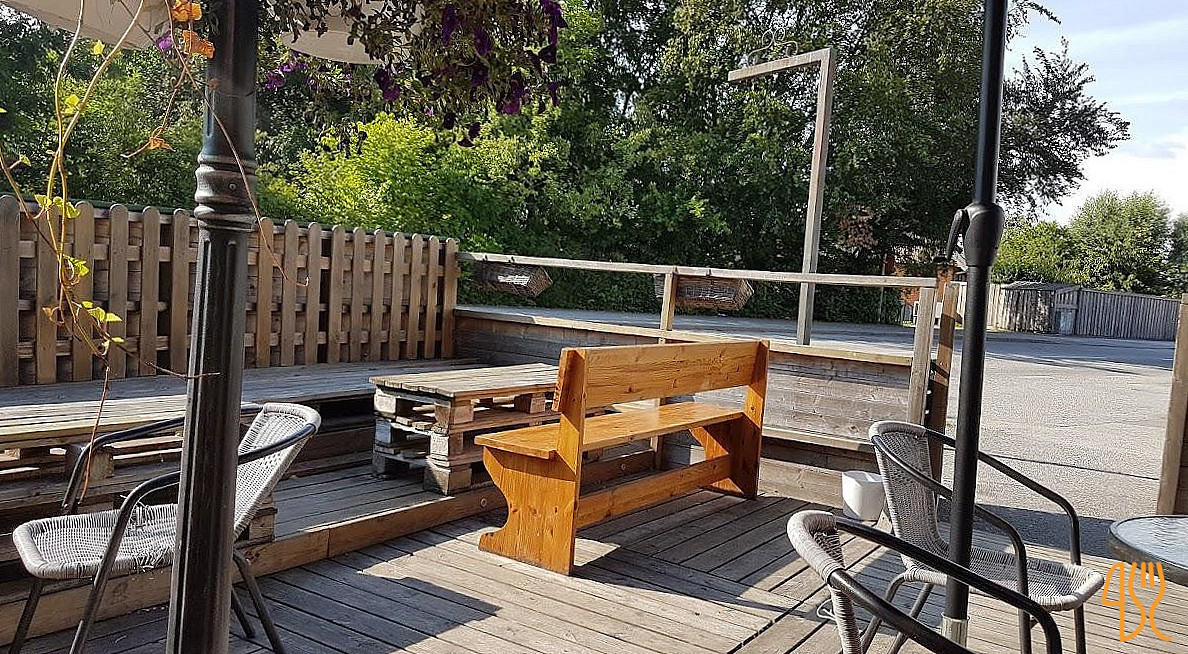 Lilla Oliven Restaurang Utomhus