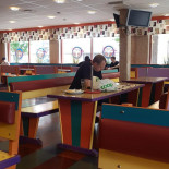 American Pizza Today Inomhus