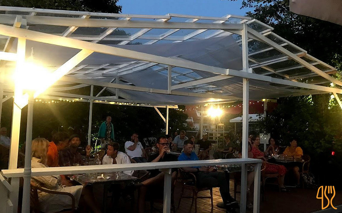 Glassbaren I Rönninge Utomhus