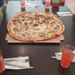 Montana Pizzeria Mat