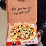 Romanzia Pizzeria Restaurang Mat