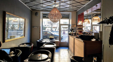 Cafe Faatoeljen Dryck