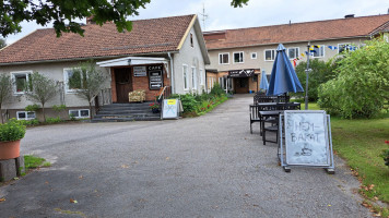 Axiomics, Fastigheter Café Dagaborg Utomhus
