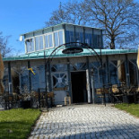 Slottspaviljongen Utomhus