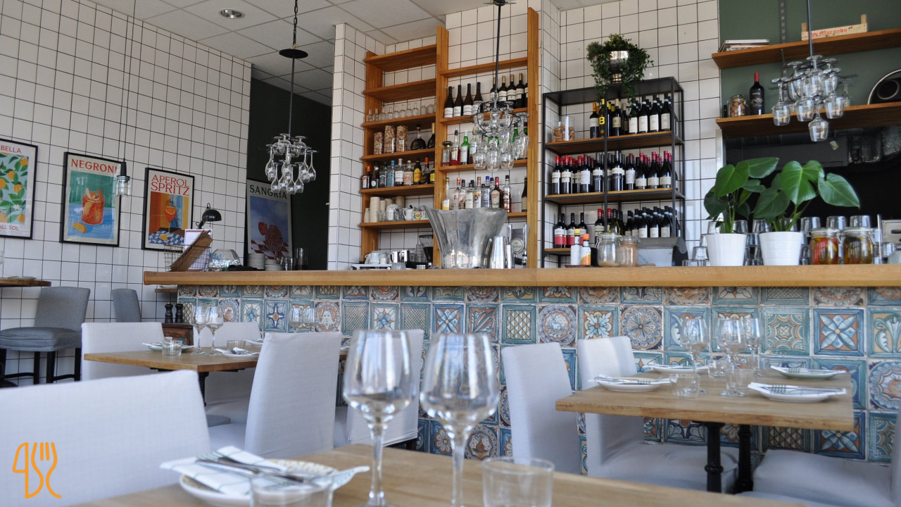 Tapas By River Inomhus