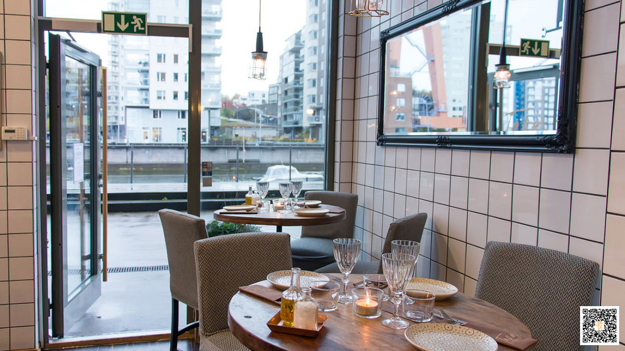 Tapas By River Inomhus