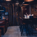 Lucy's Burger Inomhus