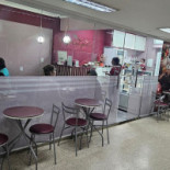 The Laughing Duck Inomhus