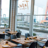 Tapas By River Inomhus