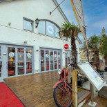 Mel's Diner Hamnen Utomhus