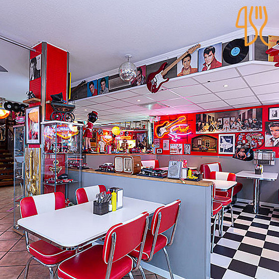 Mel's Diner Hamnen Inomhus
