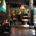 Lulu Poke Sushi Utomhus