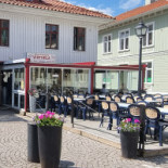 Pizzeria O Restaurang Viktoria Utomhus