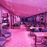 Jourpizza Och Aquarius Pub Inomhus