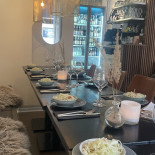 Little Mama's Inomhus