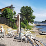 Roddarhuset Art Gallery Cafe Utomhus