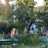 Camilles Traedgaard Utomhus