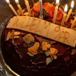 V Lindhés Bageri Konditori Ab Dryck