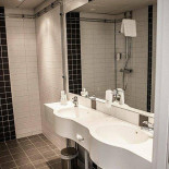 First River C Inomhus