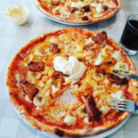 Pizzeria Akuten Mat