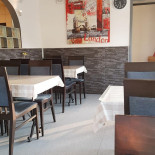 Pizzeria Akuten Inomhus