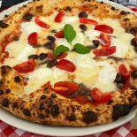 Oliveriet Äkta Italiensk Pizzeria, Restaurang Och Deli I Karlstad Mat