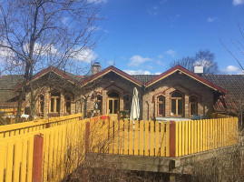 Stationshuset Roestaanga Ab Utomhus