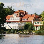 Mockelsnas Herrgard Utomhus