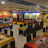 A Little Party Inomhus