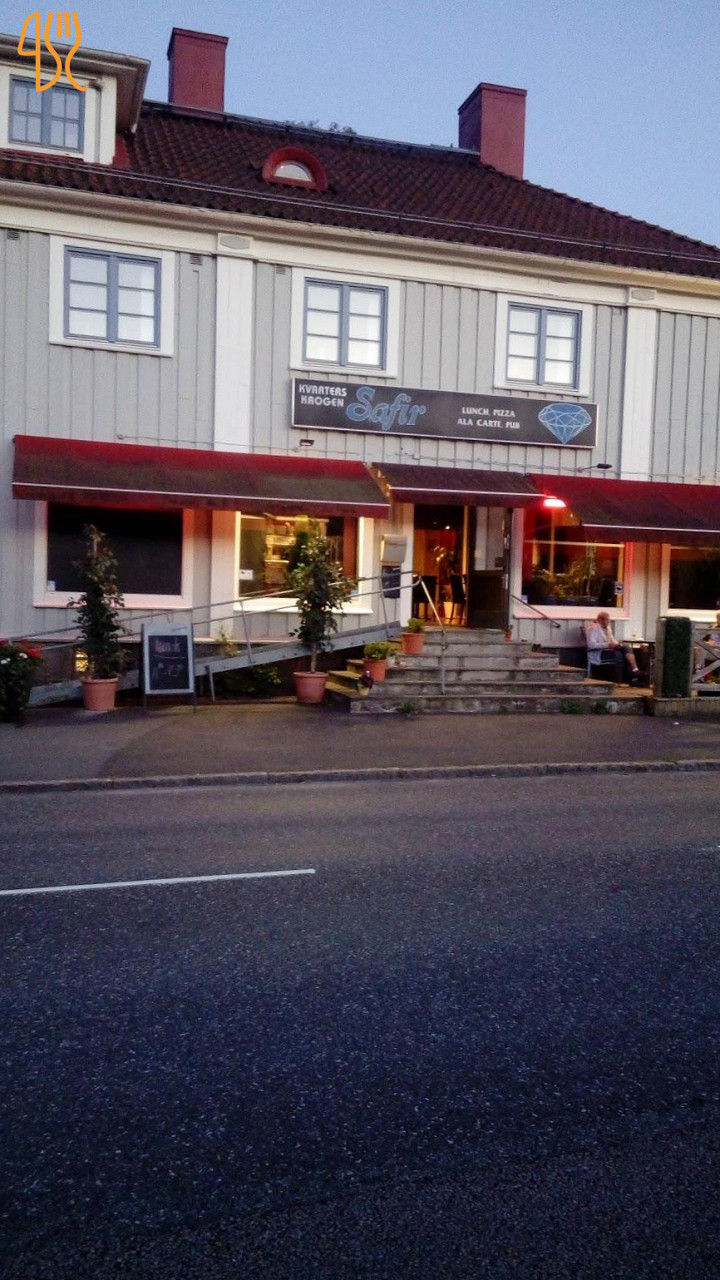 Safir Pizzeria Utomhus