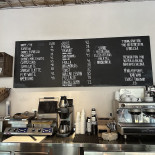 Usine Bistro 38, Restaurang Meny