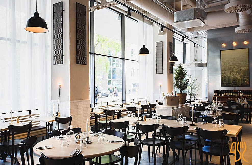 Usine Bistro 38, Restaurang Inomhus