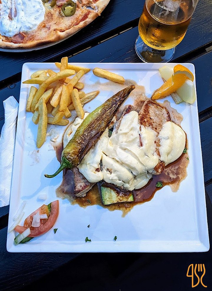 Natalies Krog Pizzeria Mat
