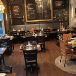 Enoteca Maglia Inomhus