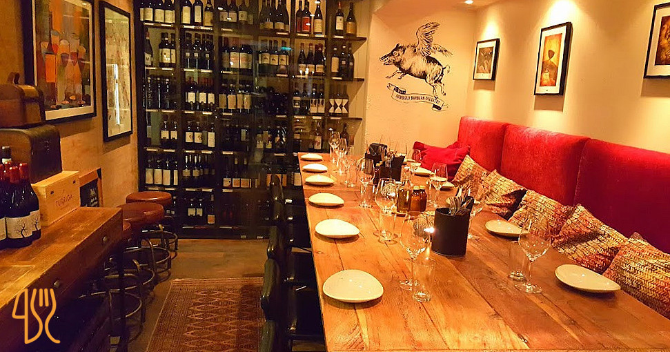Enoteca Maglia Inomhus