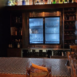 Care/of Cocktailbar Inomhus