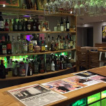 Thap Thim Thai Isaan Restaurang Ab Inomhus