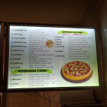 Pizzeria Karavan Meny