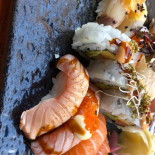 Raw Sushi Bowl Utomhus