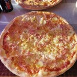 Montana Pizzeria Restaurang Mat